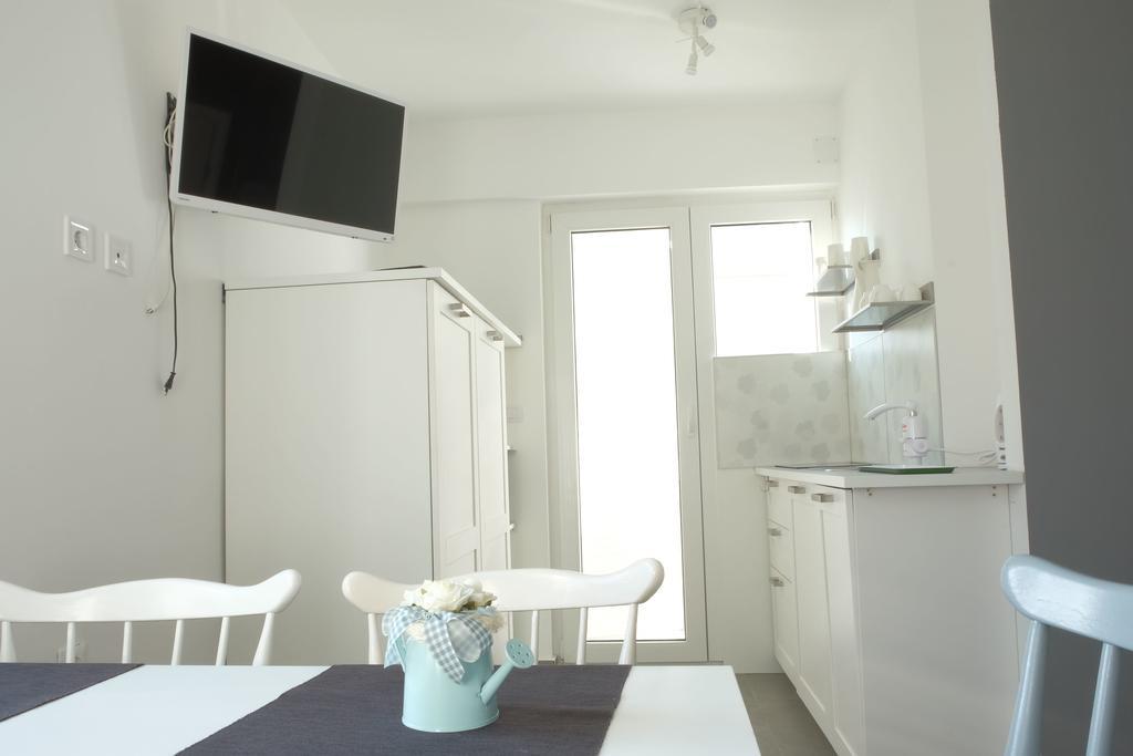 Apartment Dubravka Malinska Exteriör bild