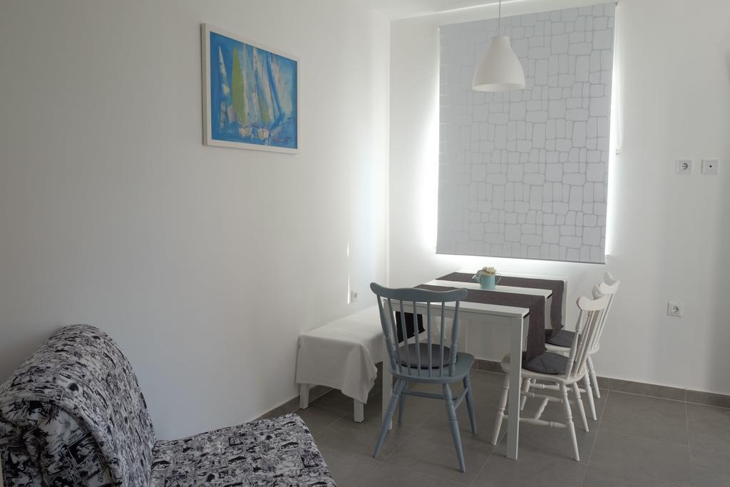 Apartment Dubravka Malinska Exteriör bild